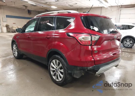 2018 Ford Escape Titanium z USA, uszkodzony, nr VIN 1FMCU9J9XJUA06137